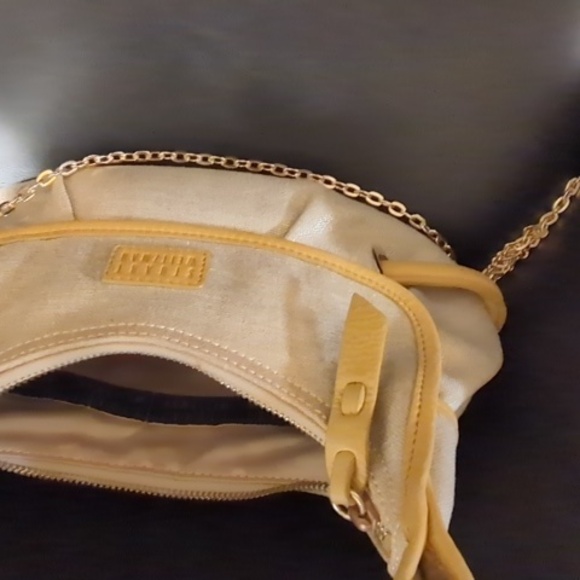 Is Stuart weitzman linen leather mini hobo chain purse - Picture 7 of 10